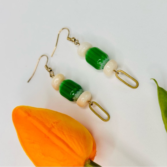 🌵HAND CRAFTED EARRINGS White Coral Gemstone Green Glass Raw Brass Dangle Drop - Picture 5 of 10